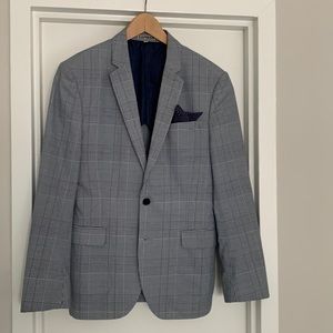 Men’s Express Blazer- Size: 38 Short